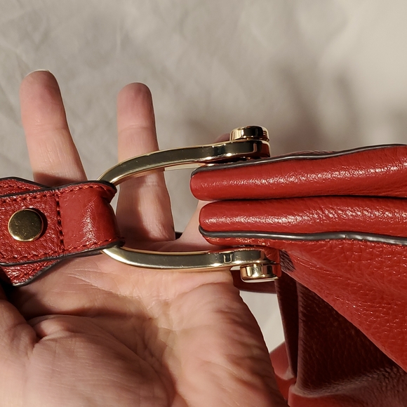 Vince Camuto clem hobo bag - Picture 4 of 8